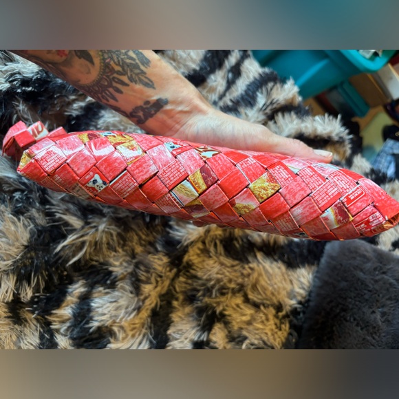 Recycled Wrapper Purse - Picture 5 of 8